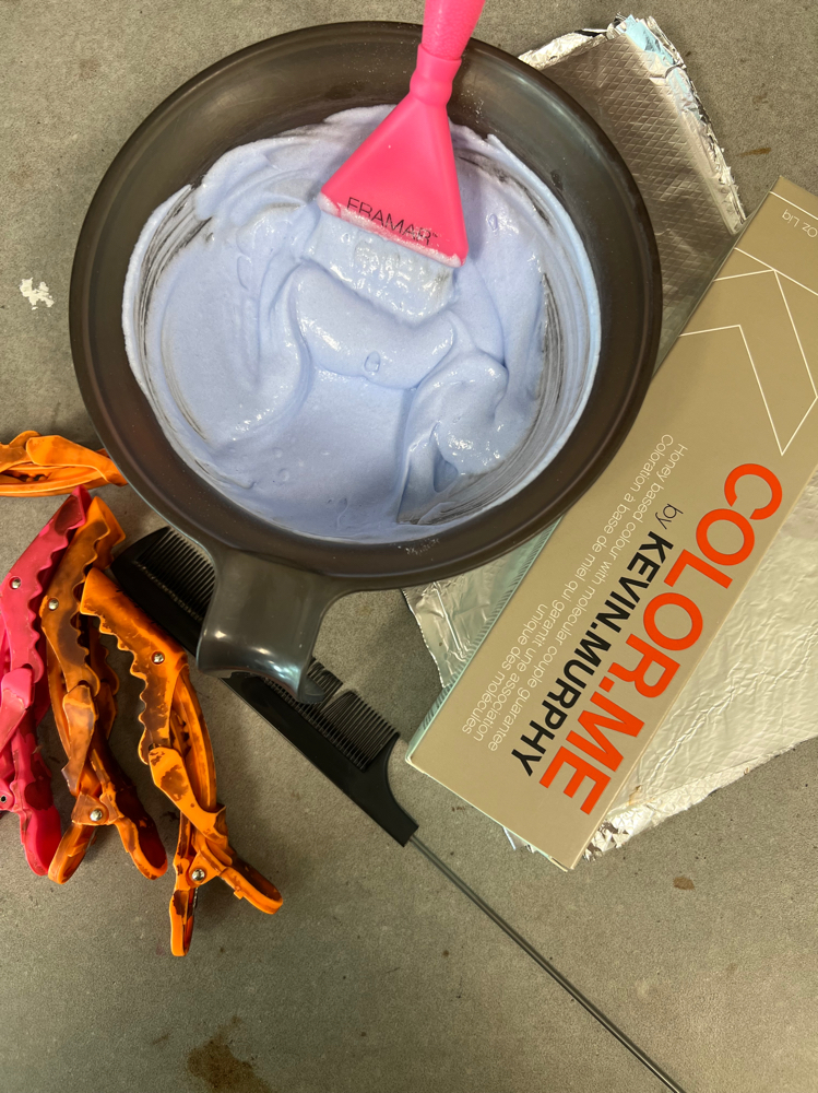 Root Touch Up W/ Foils W/ Cut