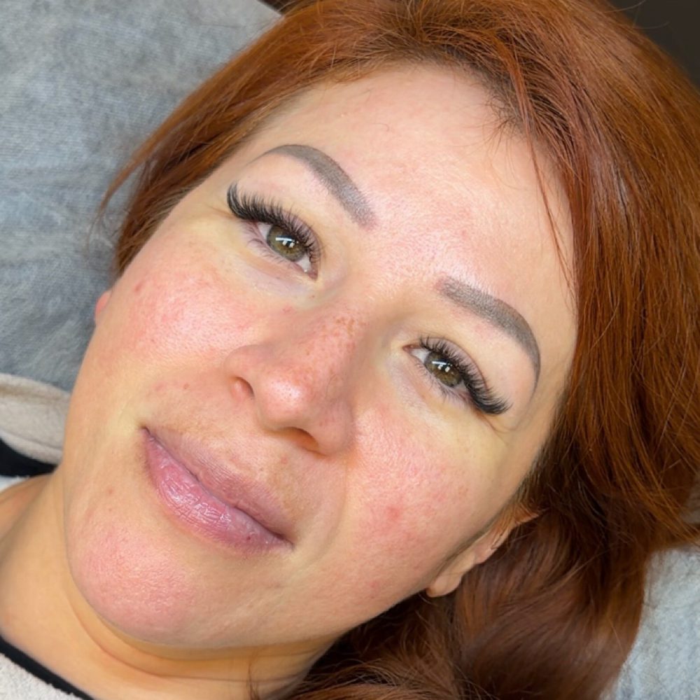 HYBRID EFFECT (LASHEXTENSION) at VJESTHETIC LLC (the village salons Gaston ave) in Dallas, TX