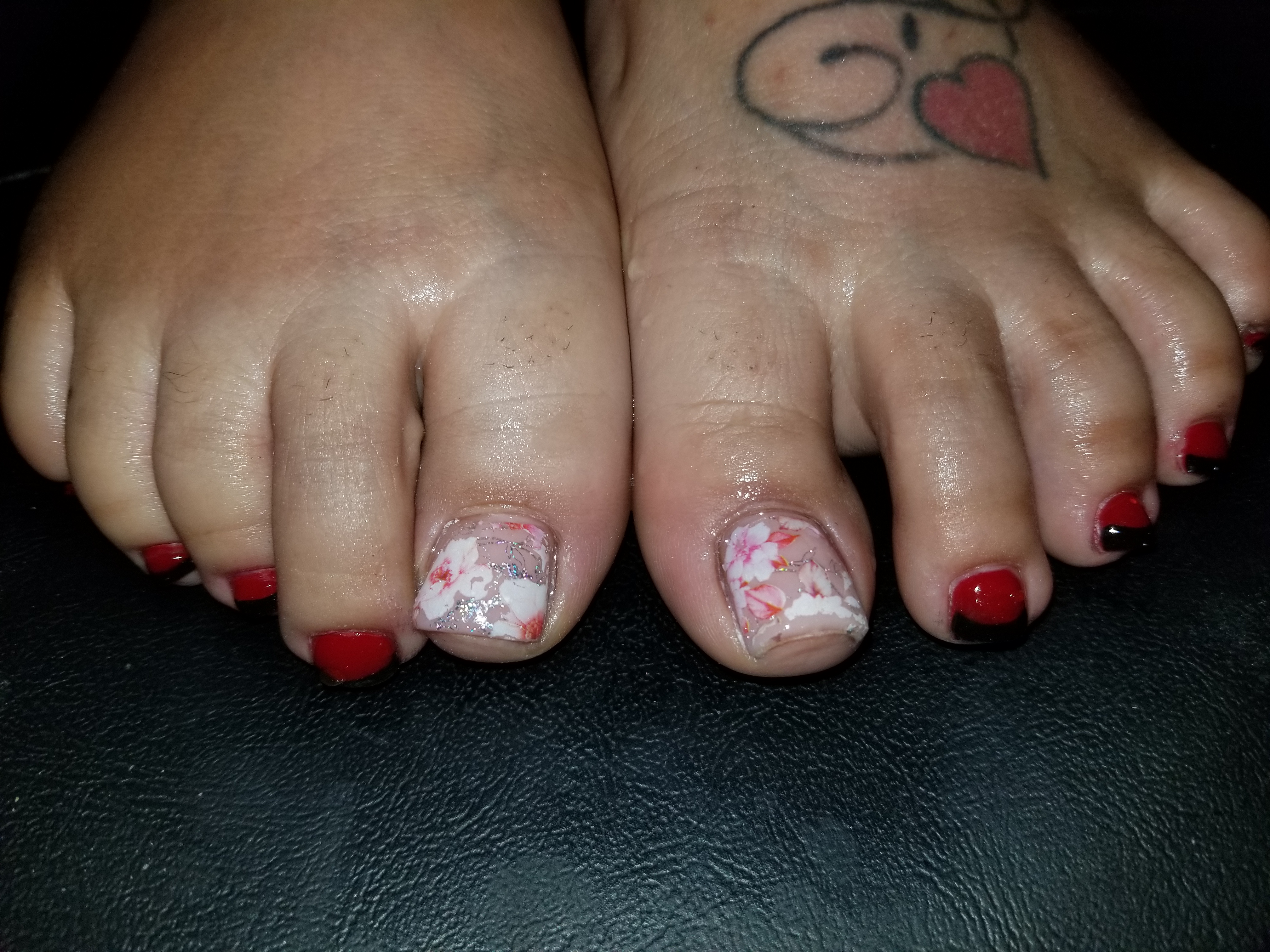 Acrylic On Toes