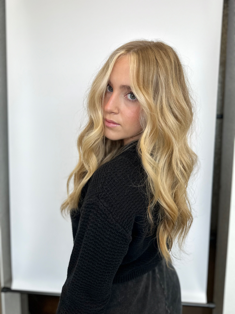 Prtl Blonding / Balayage W Haircut