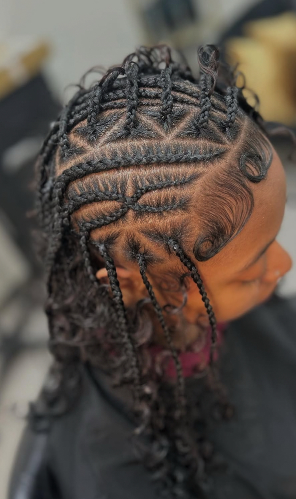 Medium Knotless w/ Cornrows at SimoneSlays in Elyria, OH