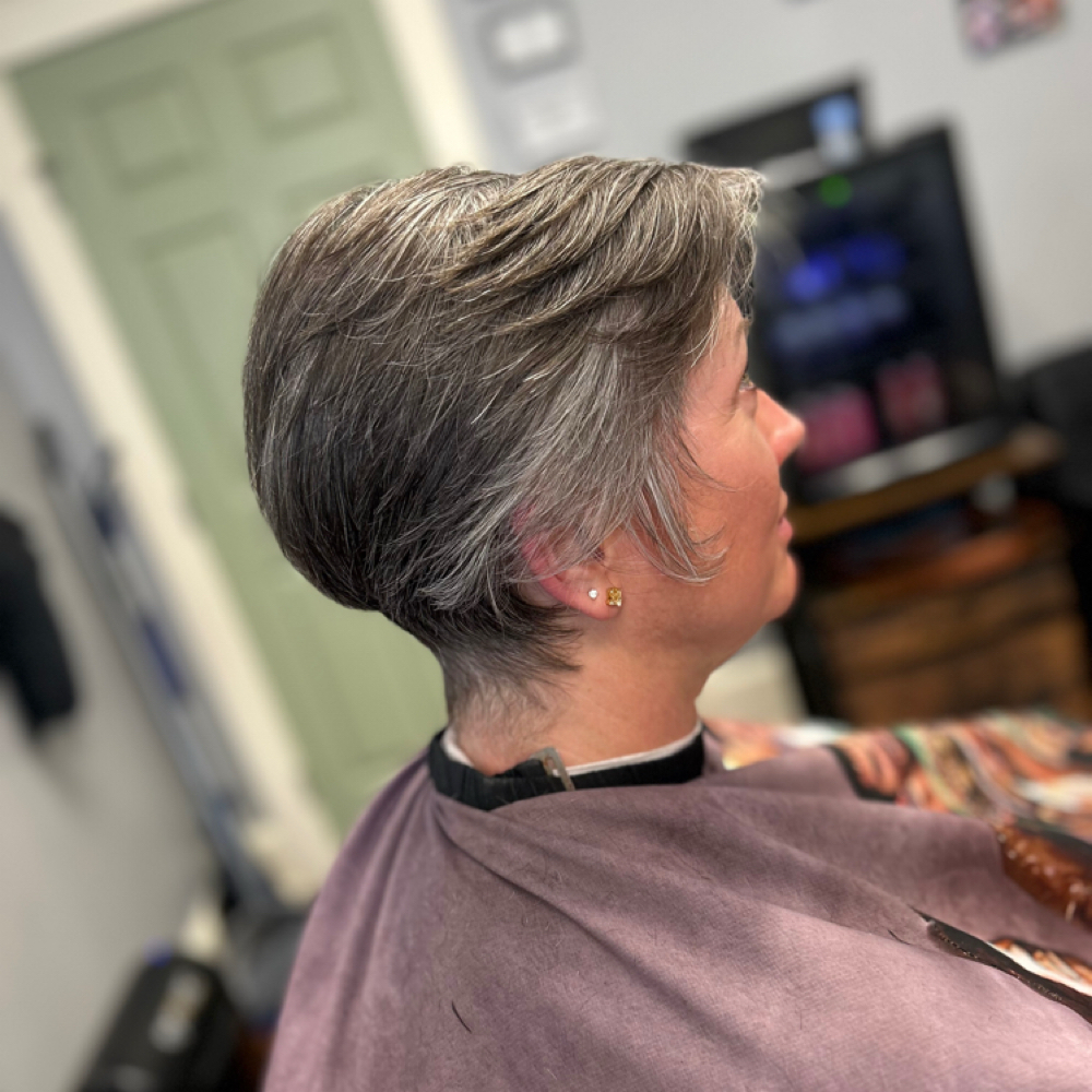 Women’s Trim/Cut at Leroy Brown III in Savannah, GA
