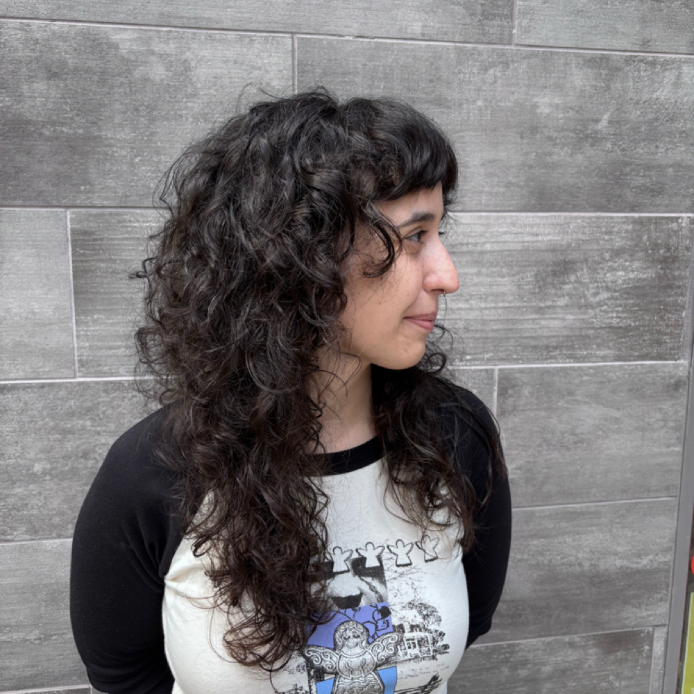 Extra Long/Thick Hair Add on at Hair By Kasie in Seattle, WA