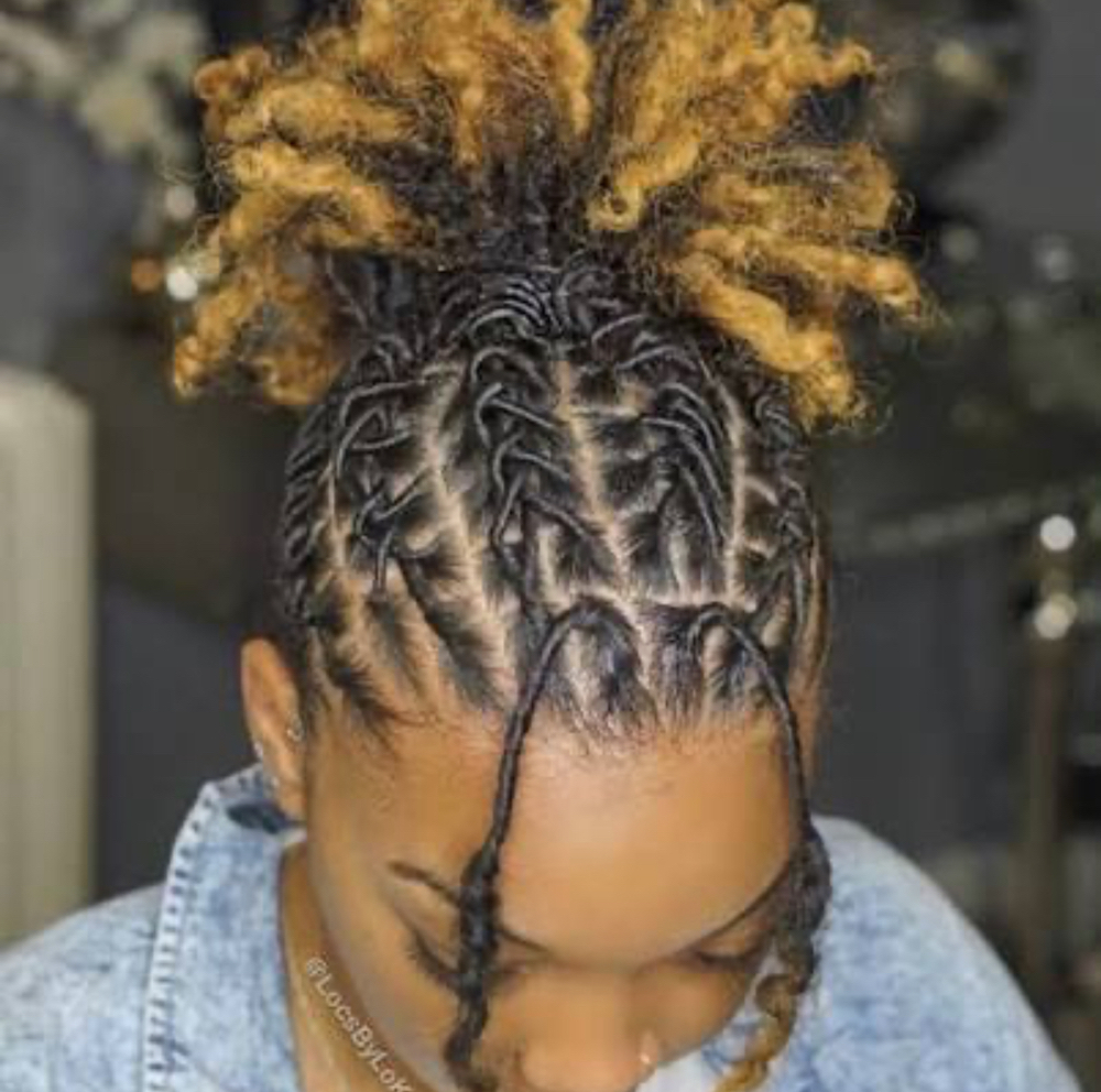 Dread Re-twist And Shampoo at Flax Locks Studio Spa,LLC in Greenacres, FL
