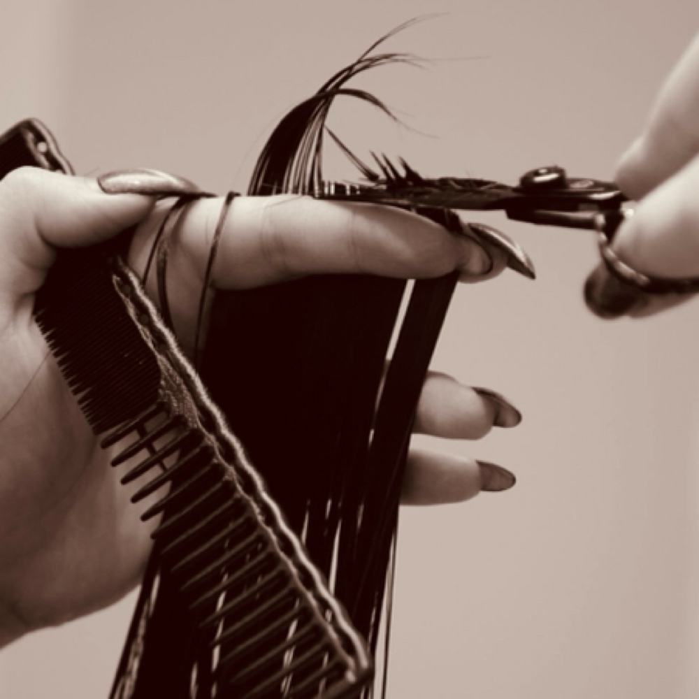 Womens Haircut at Presley|Hairstylist at Rose Rock Salons in Midwest City, OK