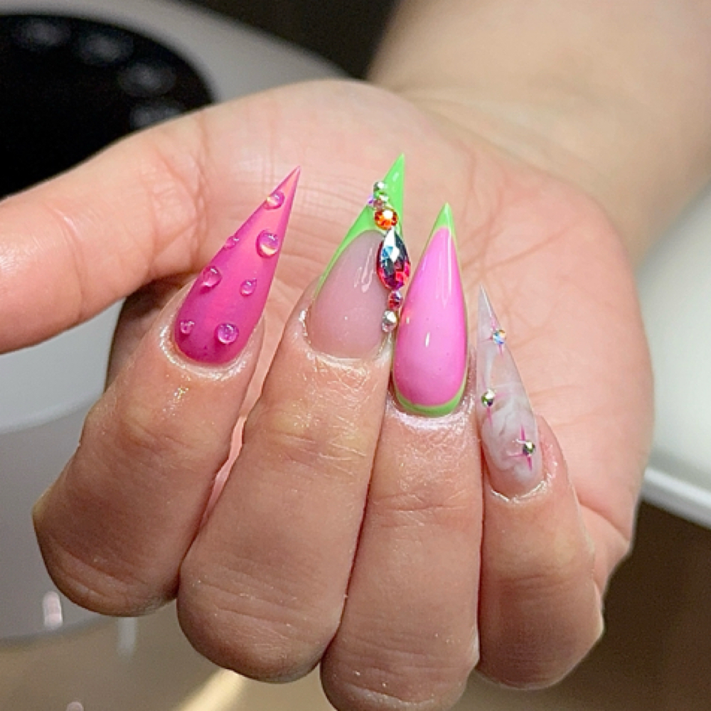 Fill With Designs at Jelly Nails in Tallahassee, FL