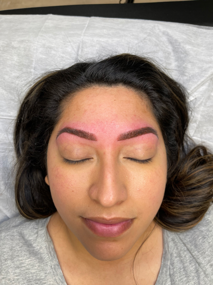 Ombre Brow - Initial