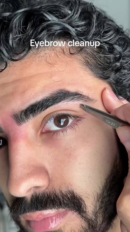 Eyebrow Clean-up (Wax/Pluck/Trim) at CQ Beauty & Esthetics in Modesto, CA
