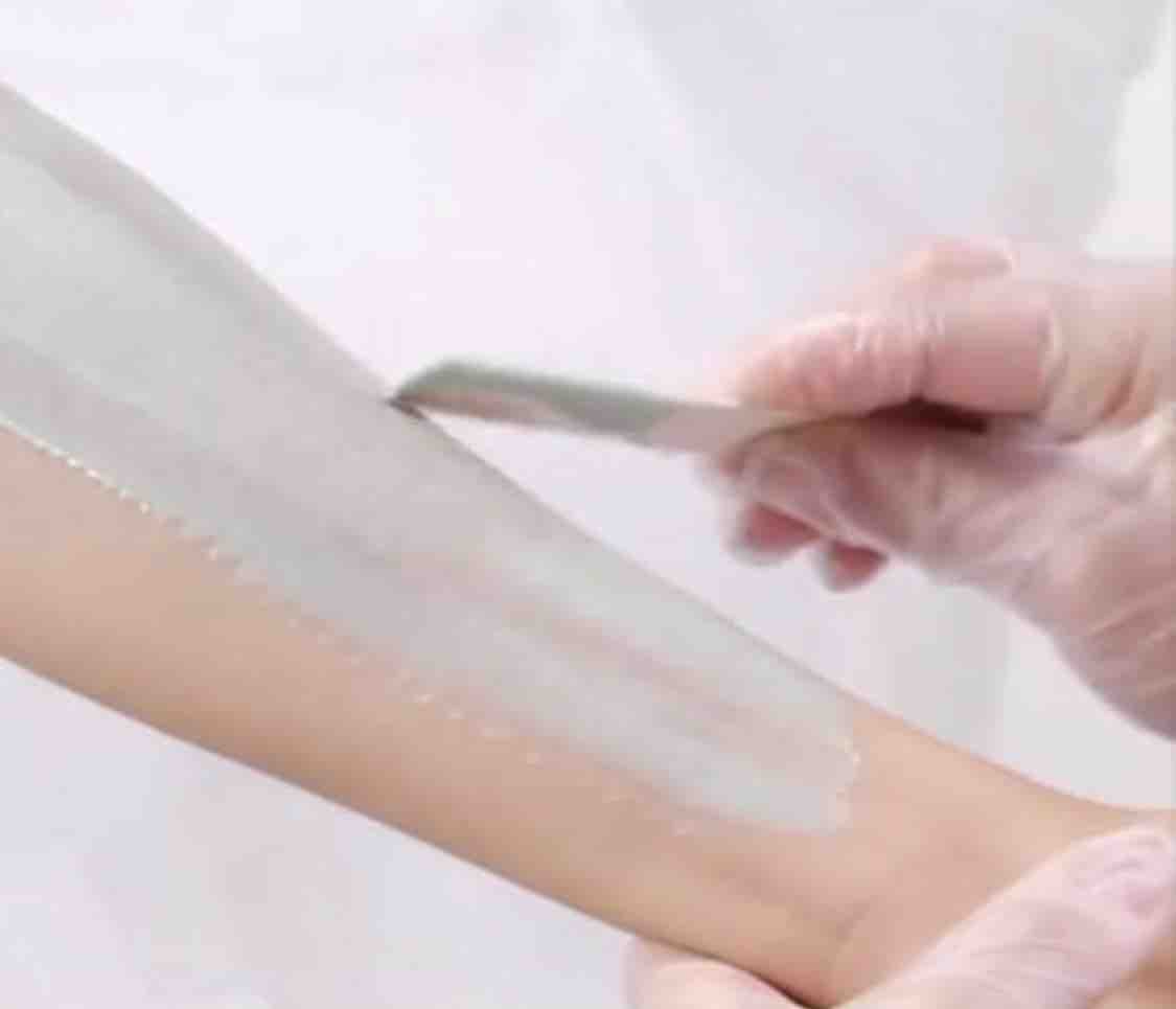 LADIES HALF ARM WAXING