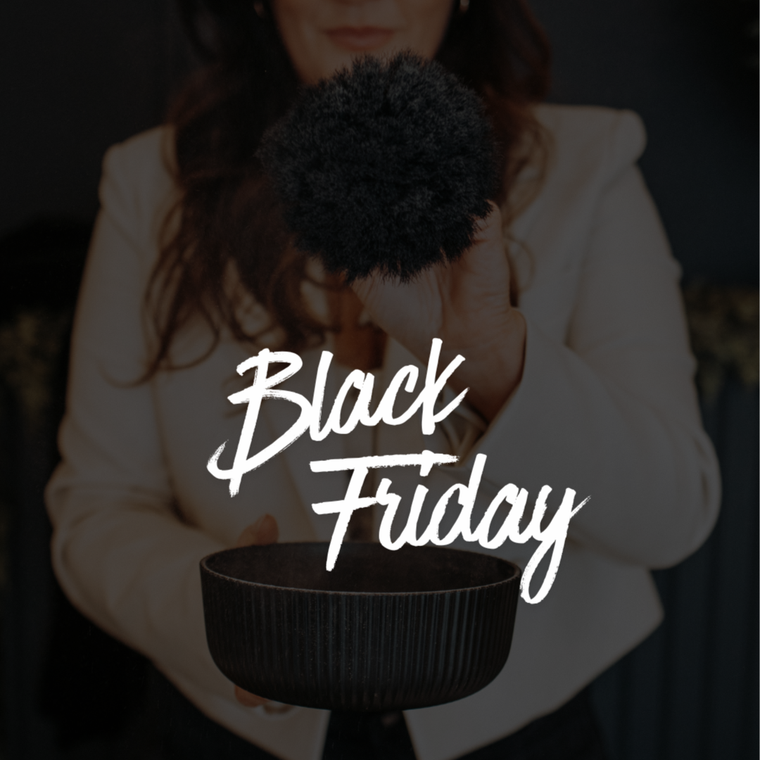 ★ $35 Black Friday Tan at The Glow Bungalow in Apple Valley, MN