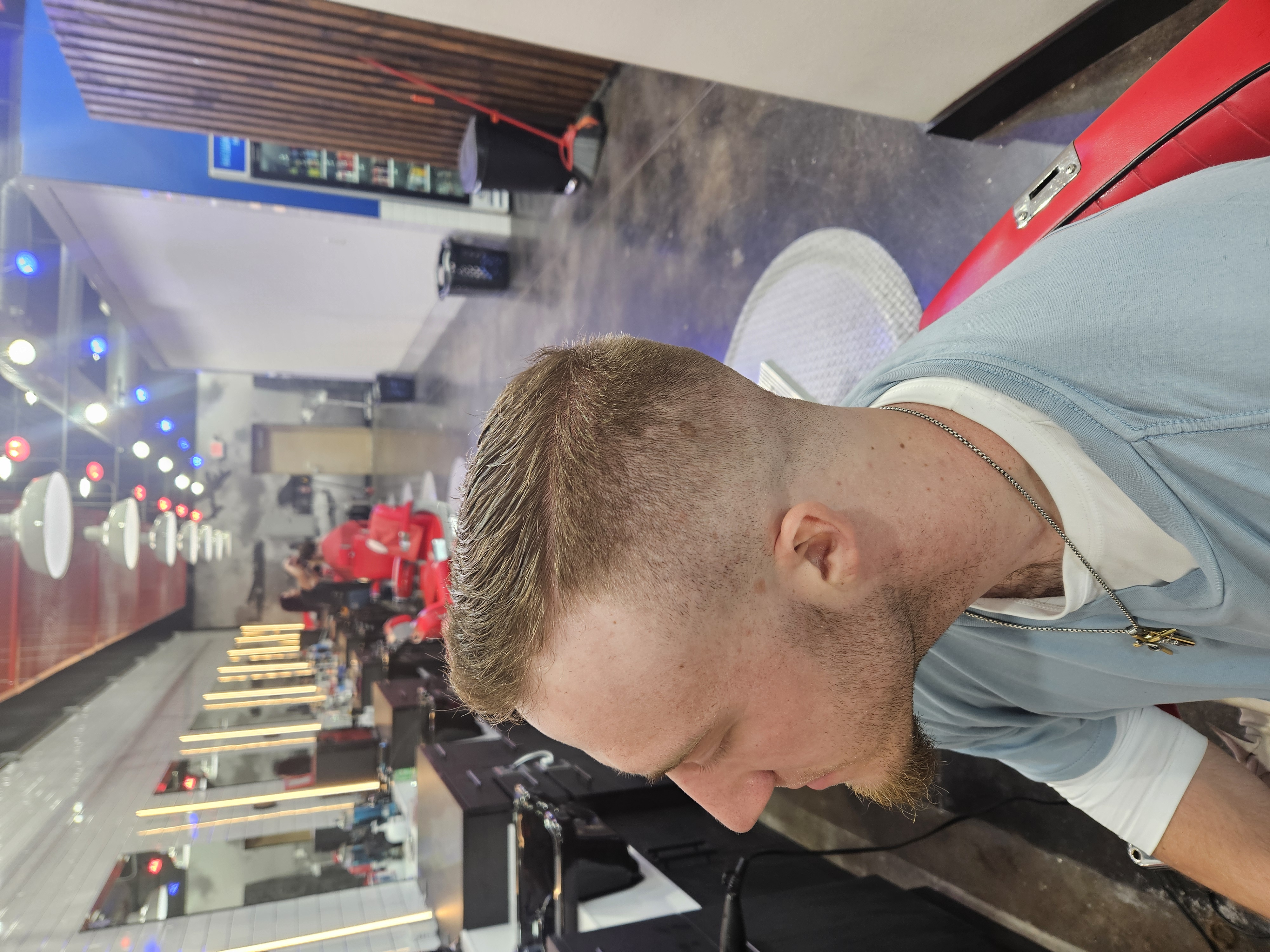 Mens' haircut and style
