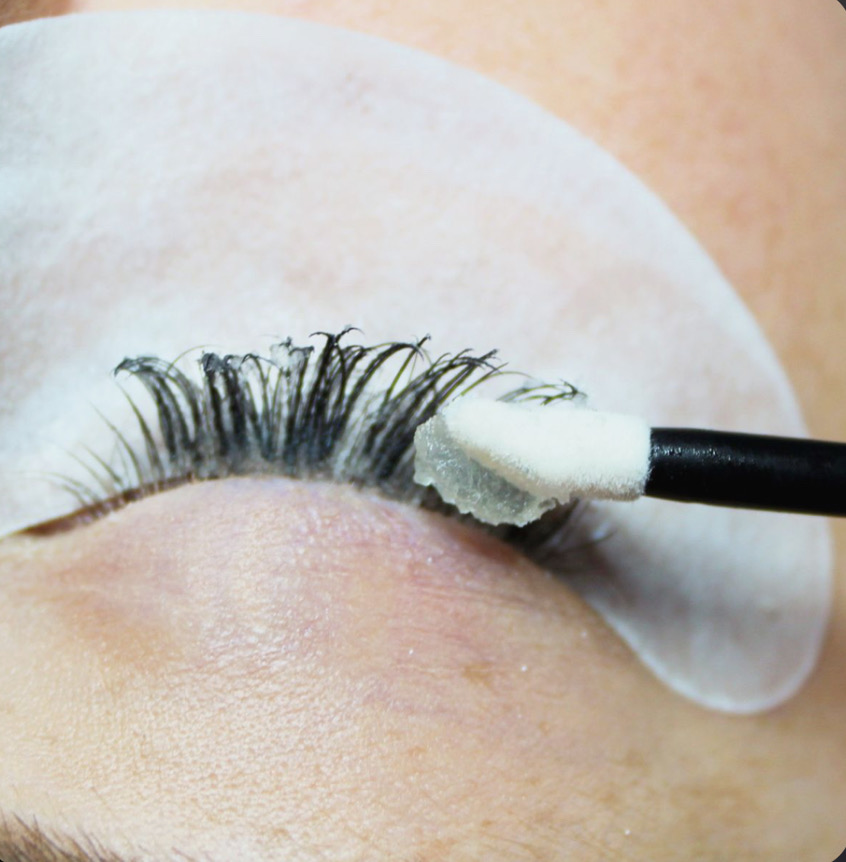 LASHES - Removal