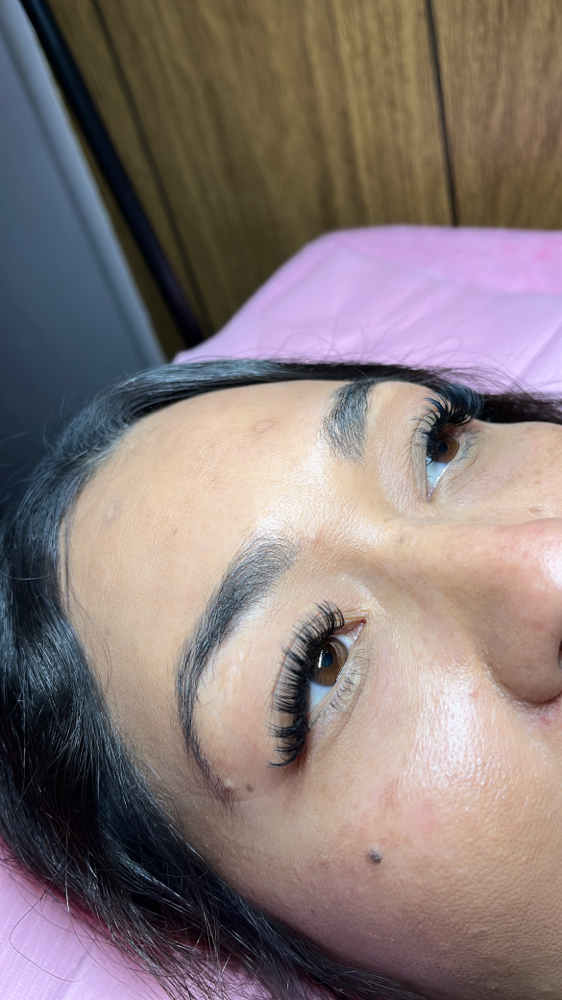 Classic Lash Extensions