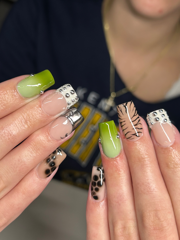 Freestyle Design at Created by Marlee in Canton, OH