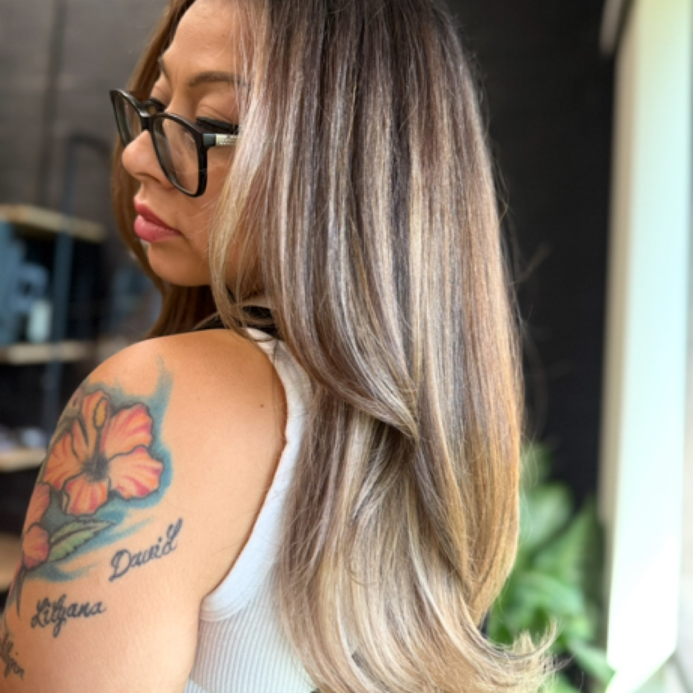 Signature Dimensional Color✨ at S.Y.M HAIR in Corpus Christi Tx, TX