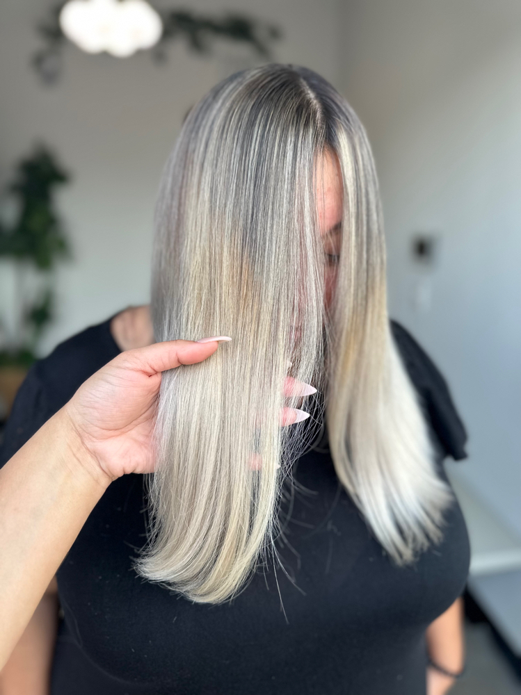 SOLID BLONDE