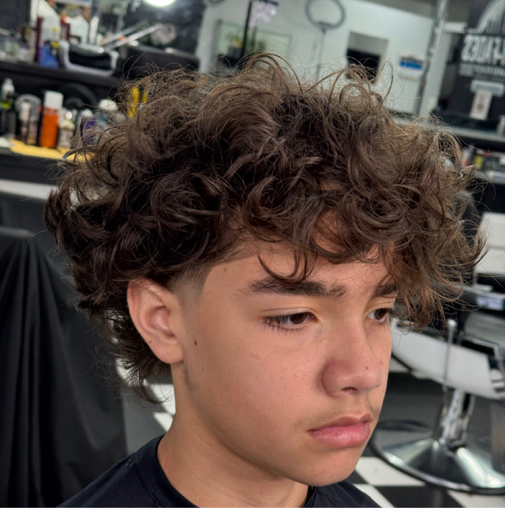 Textured Fringe/w Fade at CITY FADES BARBERSHOP in altamonte springs, FL