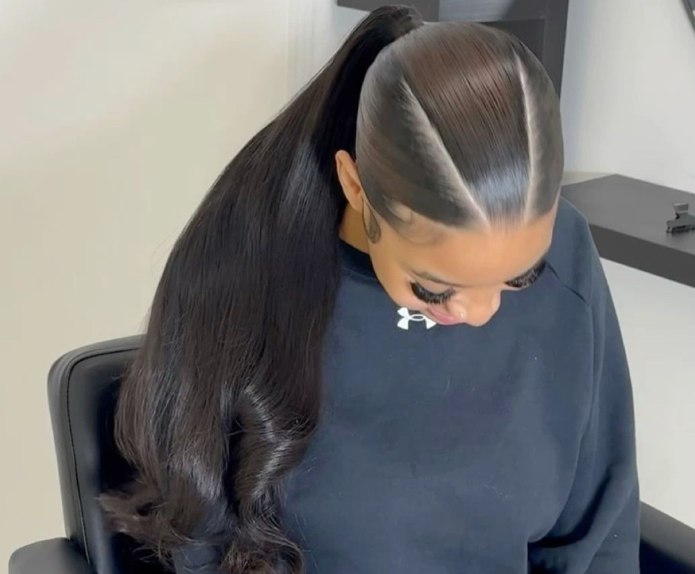 V-SHAPE PONYTAIL