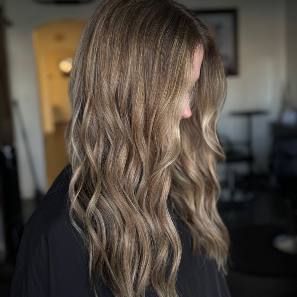 Toner Refresh at Oak & Mane Beauty Lounge in Plymouth, CA