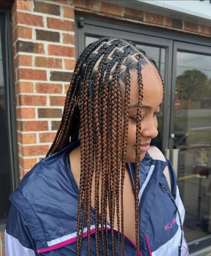 Medium knotless
