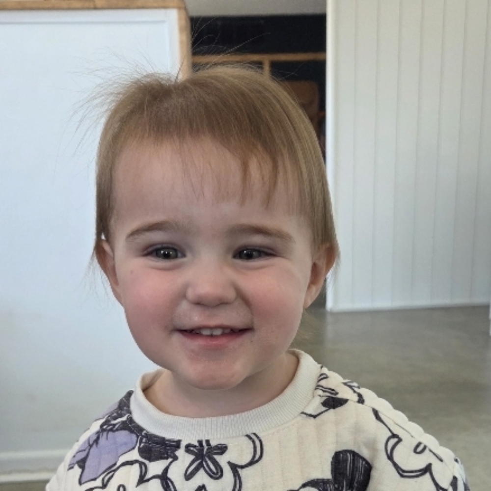 Kid Cut at Hola Hermosa in Lyons, IN