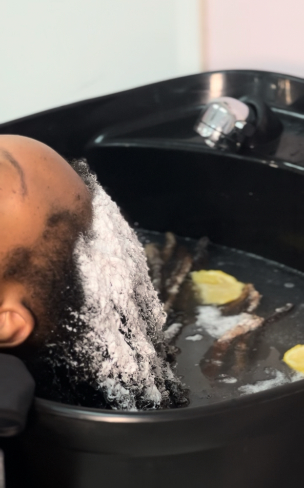 Loc ACV Detox at LocNStyleByMya in Charlotte, NC