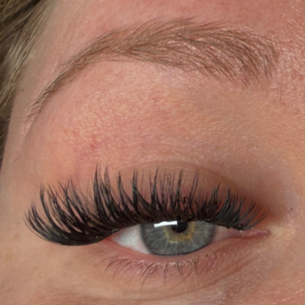 Lash Clusters at The Tan Shack in Halfmoon, NY