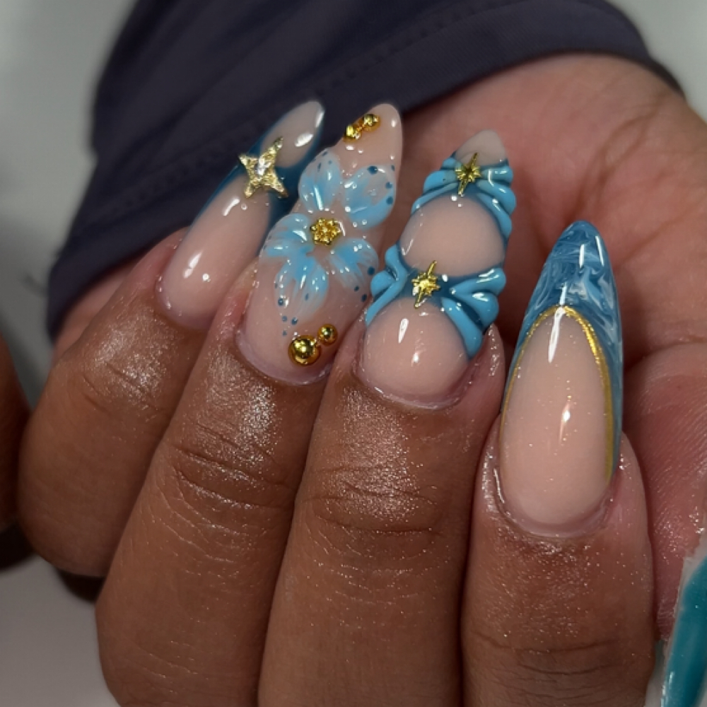 Refill Set at Pretty nails by marii in Paterson, NJ