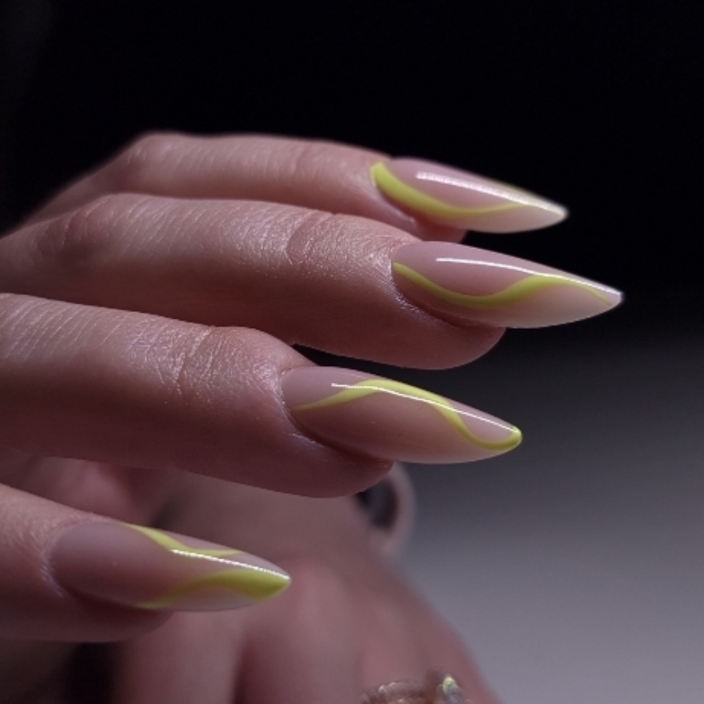 Acrylic fullset at 22 Suns Studio in Richland, WA