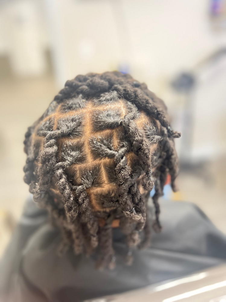 Kids Two Strand Twist 4-15yrs