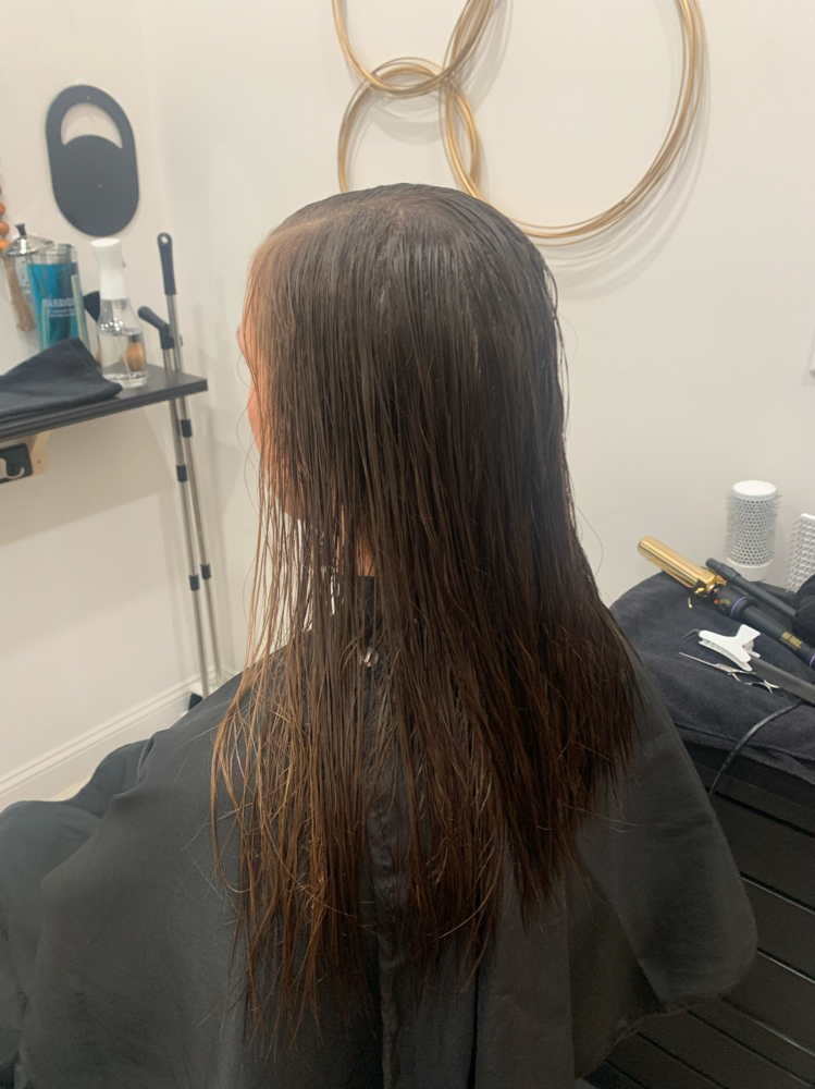 Women’s Wet Cut
