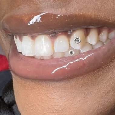 One Round Swarovski Crystal at TooTheeMaxx in Lindenhurst, NY