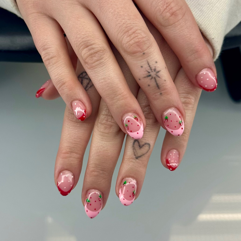 Full Bloom Extentions at Leaf and Lacquer in Eugene, OR