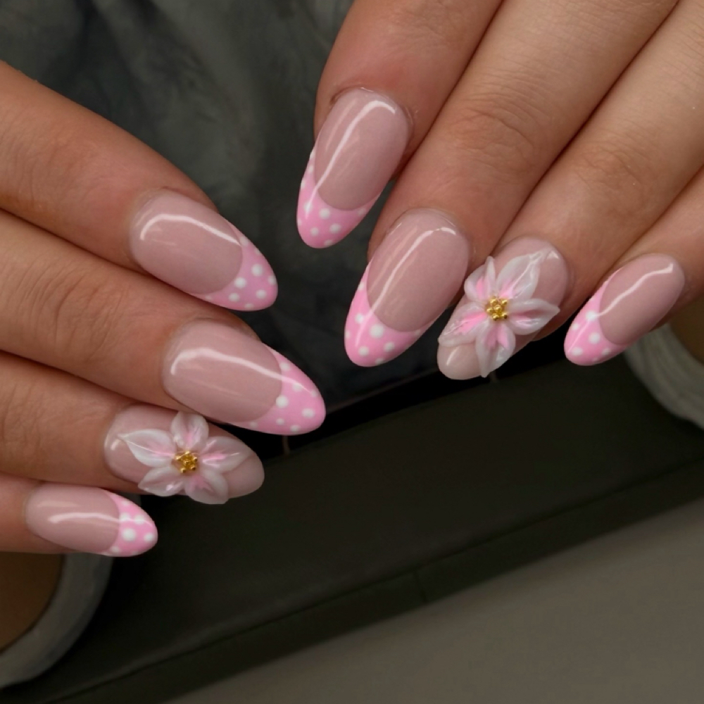 Acrylic Fill Nochip at Happy Nails & Spa in Aurora, IL