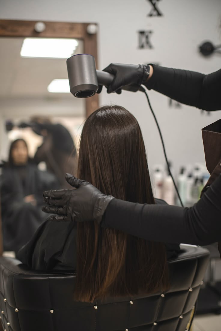 Women's Haircut & Blow-Dry