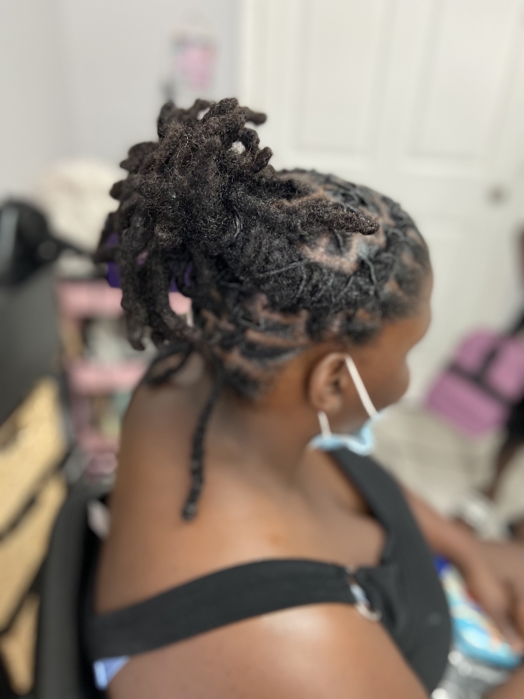 Locs Simple Style