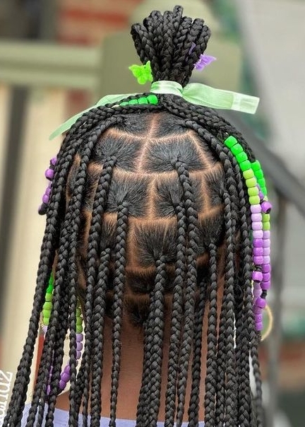 Large  Knotless  Braids