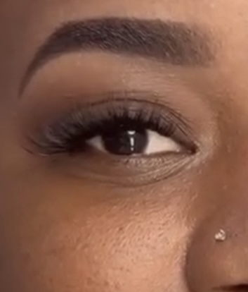 CLASSY CLUSTER LASHES