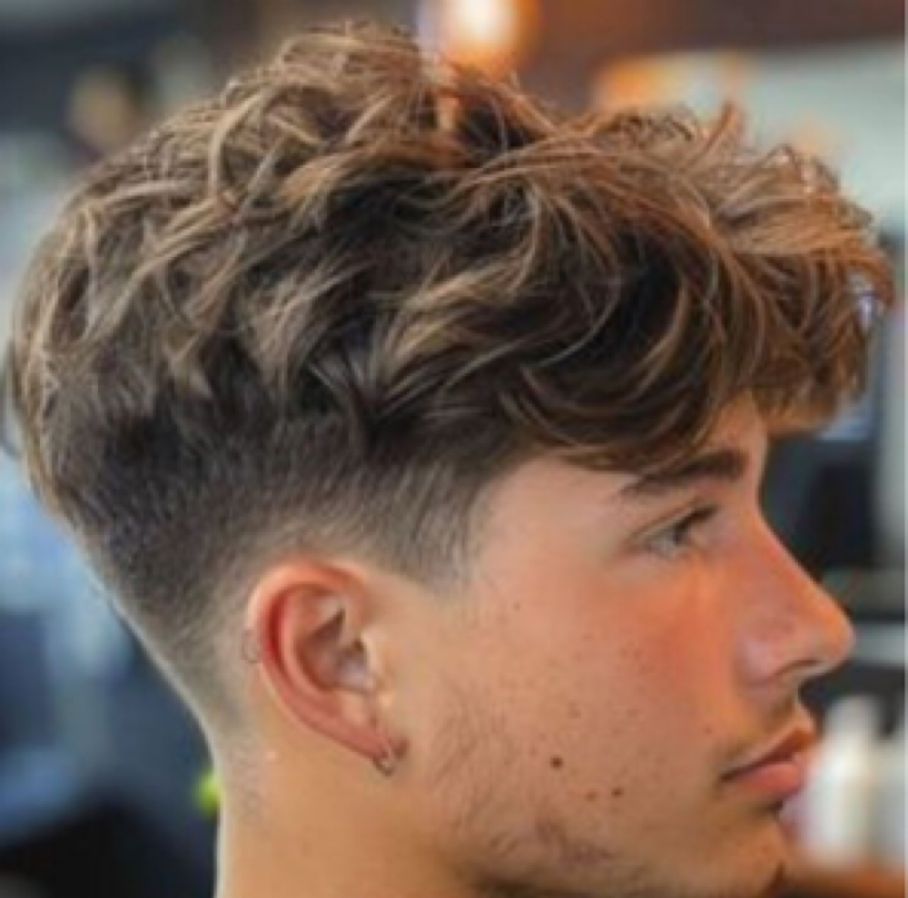 MENS HAIRCUT at CatchMeCuts in Schaumburg, IL