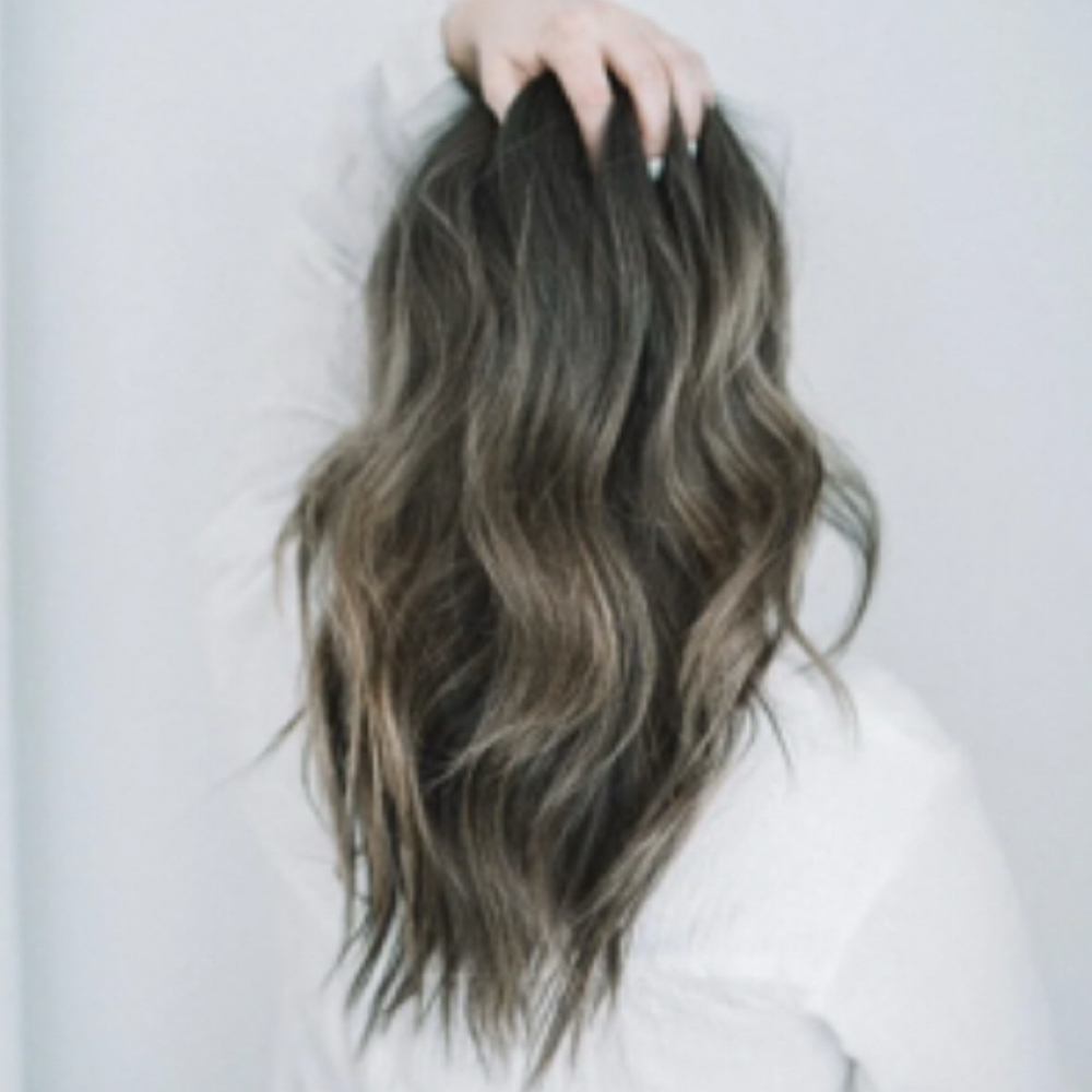 Blowout With Beach Waves at JR Studio in Dearborn, MI