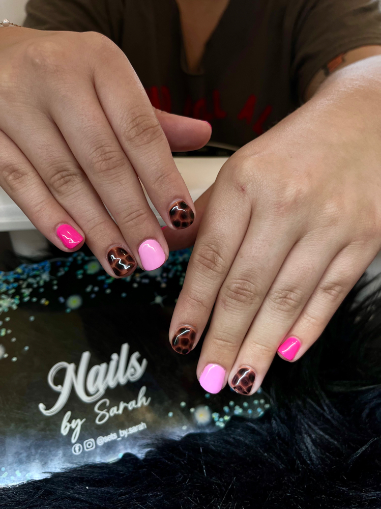 gel manicure at Sets by Sarah in westfield, IN