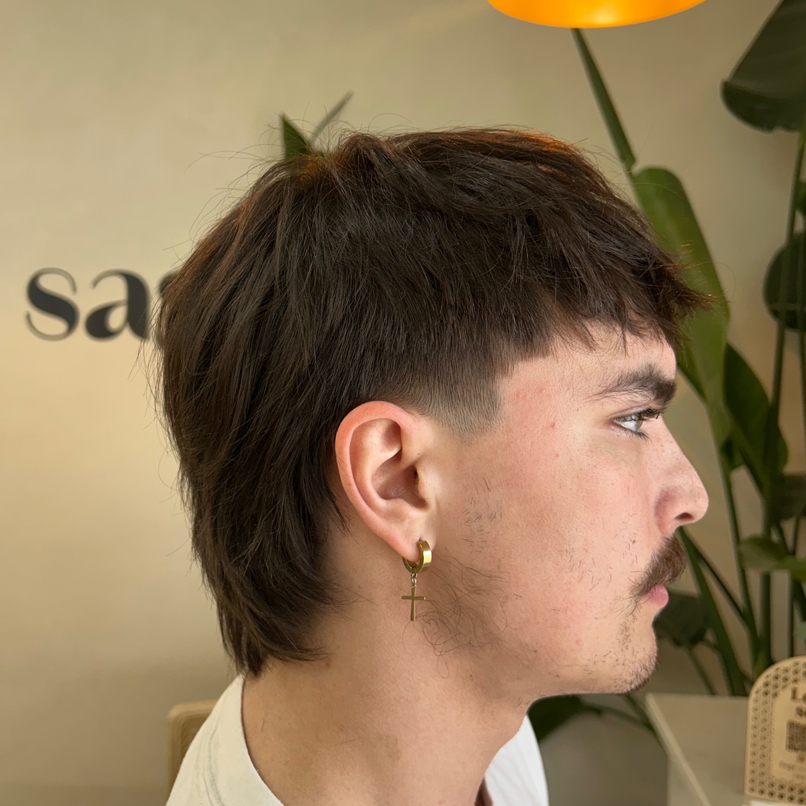 Men's Haircut at hairstylist han in Fort Wayne, IN
