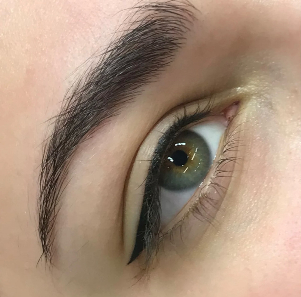 Eyeliner Tattoo Classic at Jane Rozier Permanent Makeup & Esthetics in Bellevue, NE