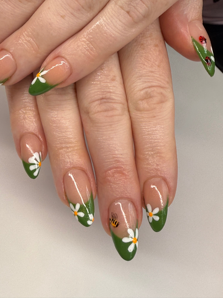 Basic Gel Manicure French w/Art