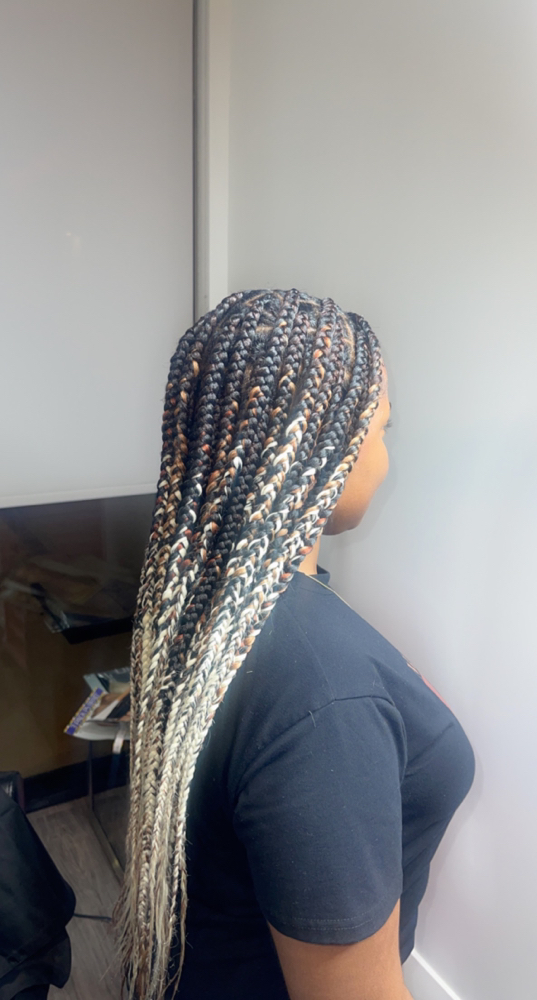 Medium Knotless Up To Waist Length