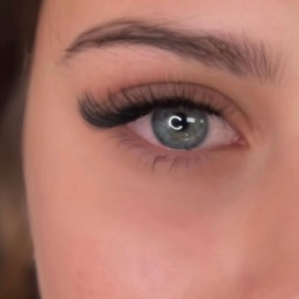 Technological Volume Fill at A/V Lash and beauty bar in Yuma, AZ