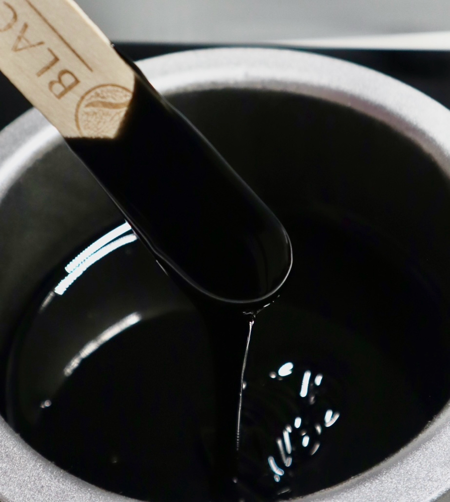 UPPER LIP WAX