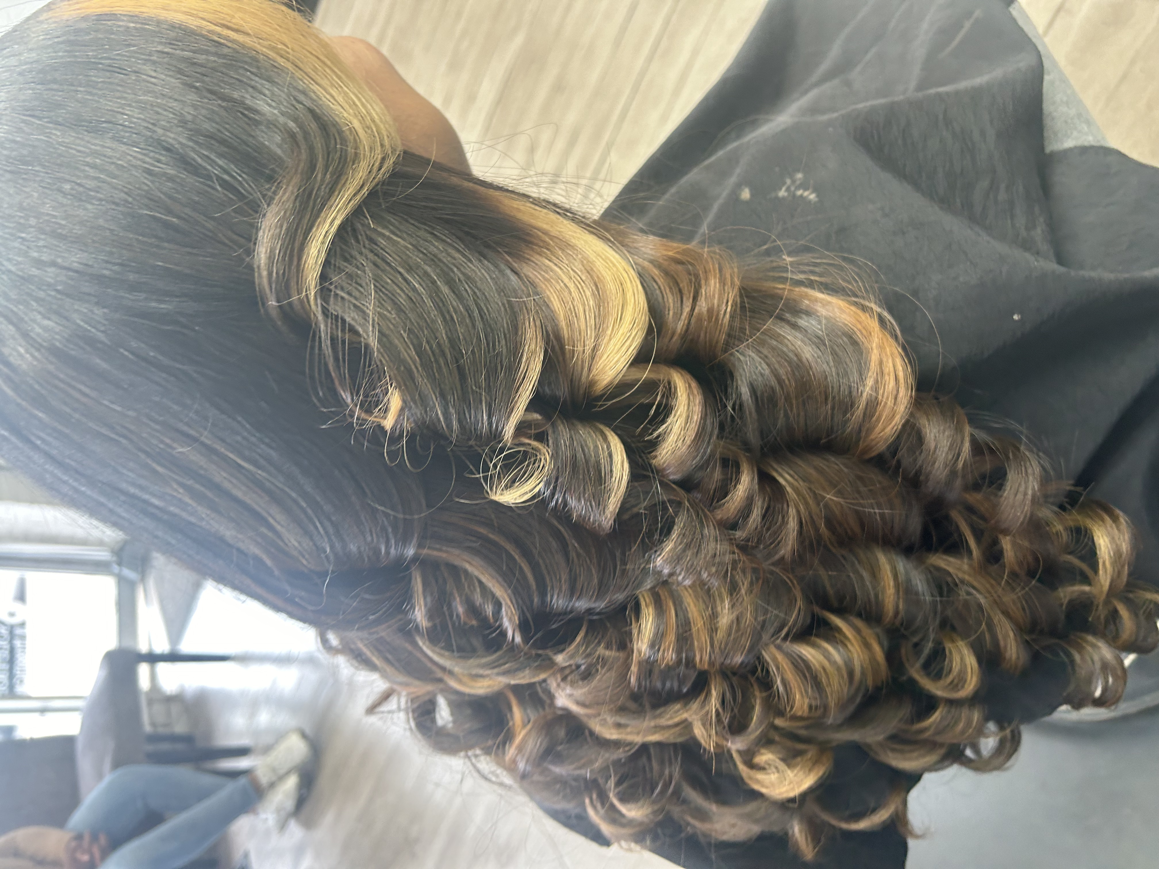 Shampoo,Blow, & Curl For Extensions