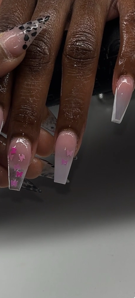 Ombré Design at The Nail Junkie Nailuxury in Cincinnati, OH