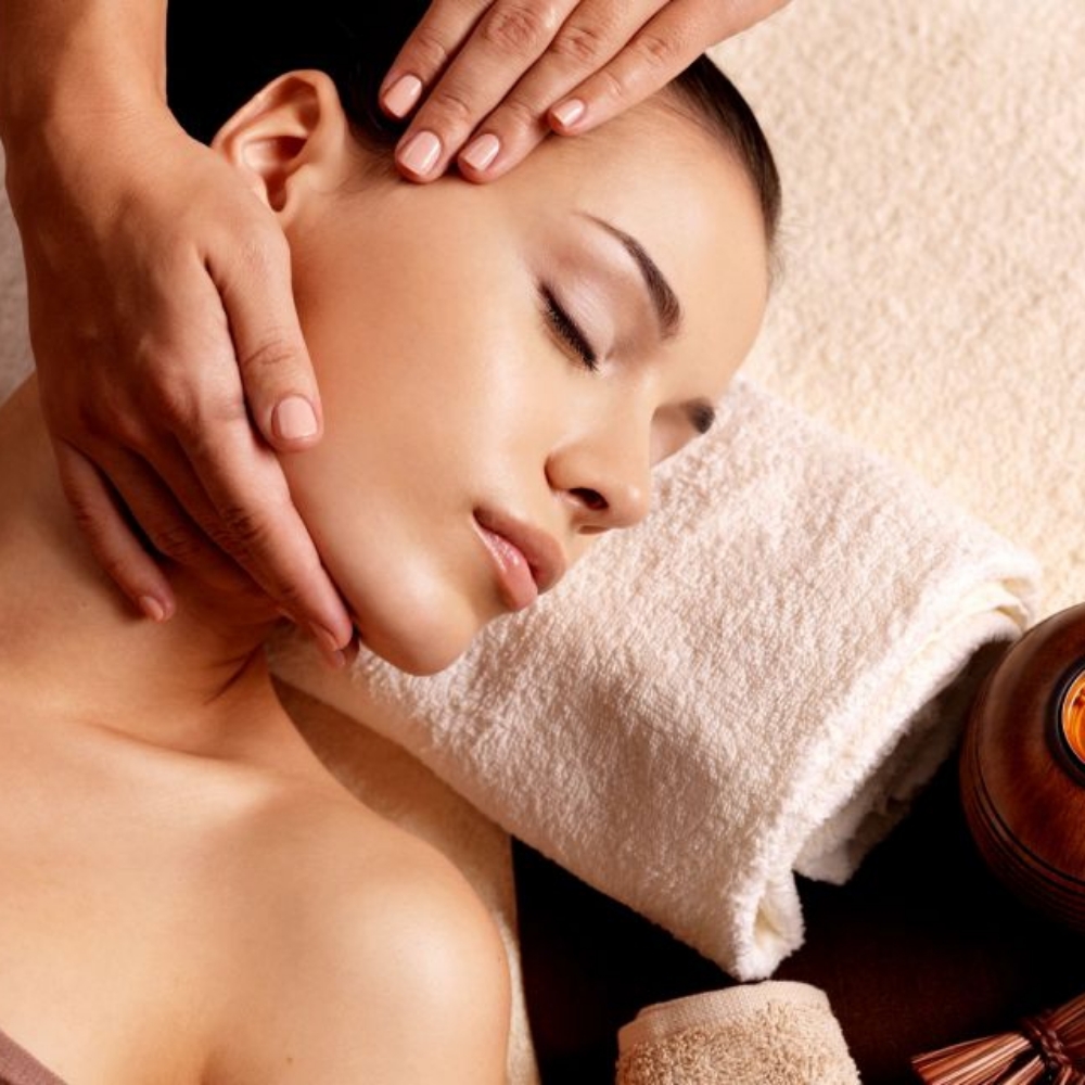 Lymphatic Facial Massage at Wellness Vibes Therapy Inc in Lilburn, GA